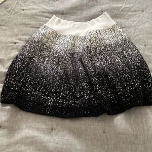 ALC unique black and white skirt size L